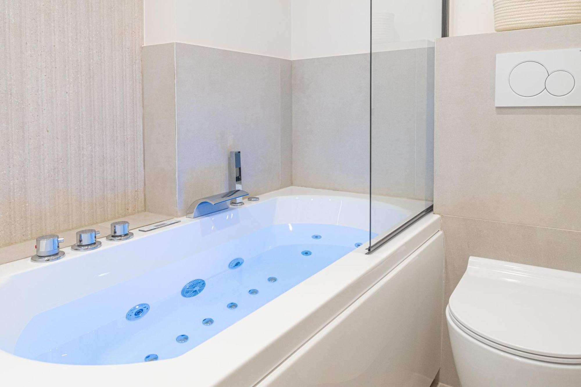 Lavie Maison Ac & Jacuzzi Paris Exterior photo